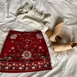 Lulus Merlot ribbed floral embroidered straight skirt